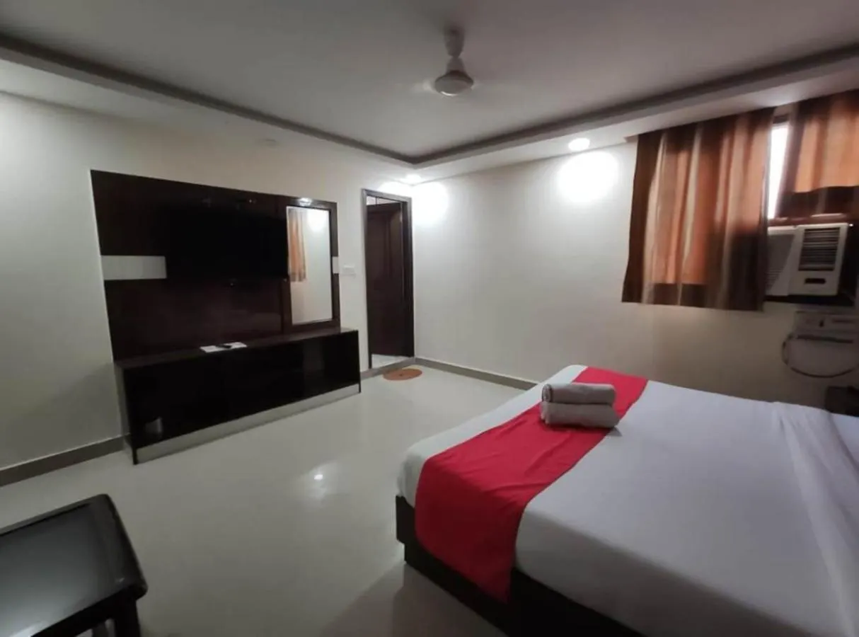Hotel Marina Near Igi Airport Delhi 4*, New Delhi